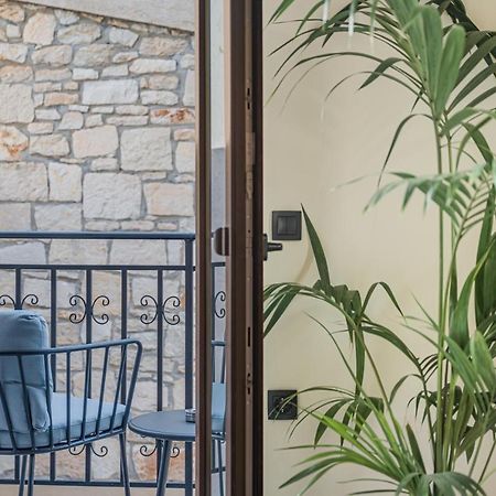 Achatis Suites Hersonissos  Exteriör bild