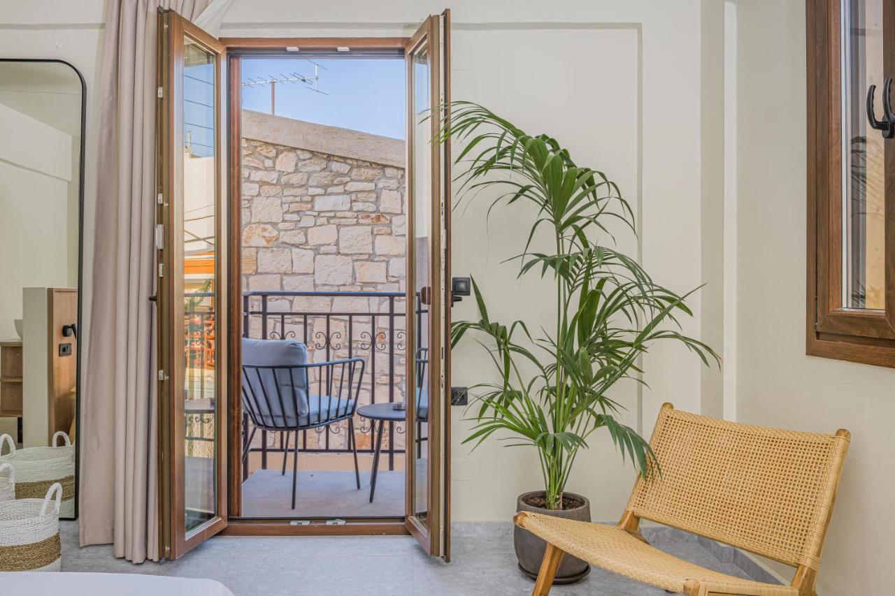 Achatis Suites Hersonissos  Exteriör bild
